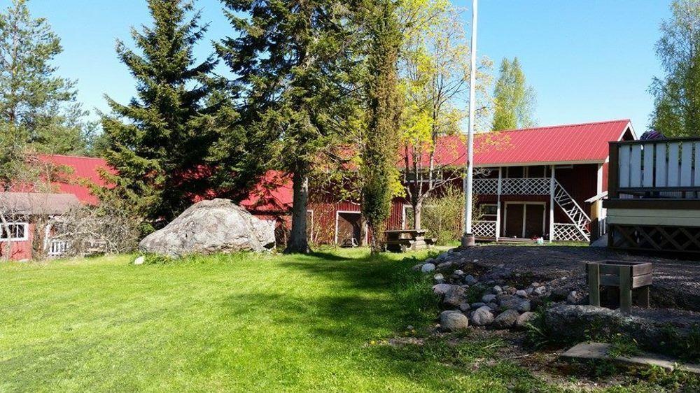 Tuhannen Tarinan Talo Kannuskoski Exterior foto