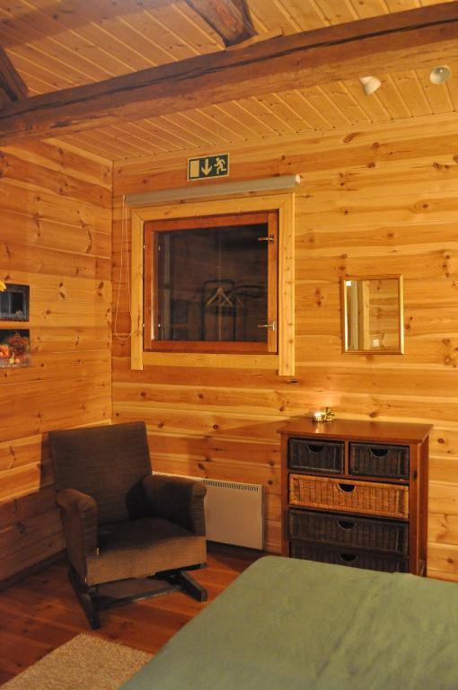 Tuhannen Tarinan Talo Kannuskoski Exterior foto