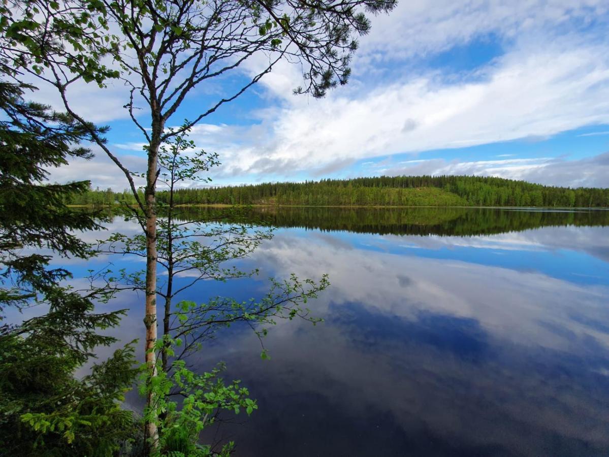 Tuhannen Tarinan Talo Kannuskoski Exterior foto